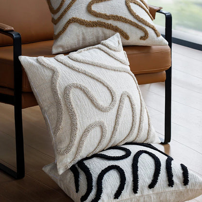 ContourWeave™ Geometric Chenille Pillow Cover – 18 × 18 in